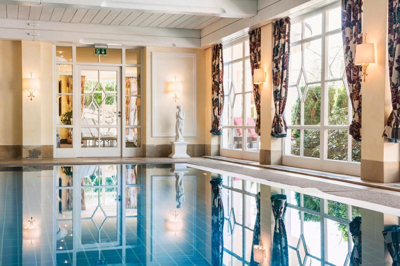 Relais & Chateaux Hotel Schwarzmatt Баденвайлер Экстерьер фото